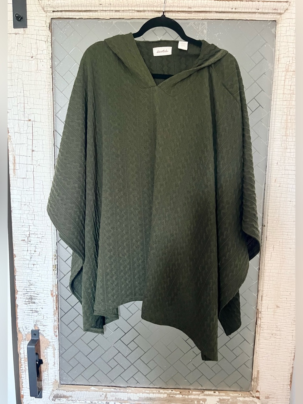 Moda Olive Green Hooded Textured Poncho